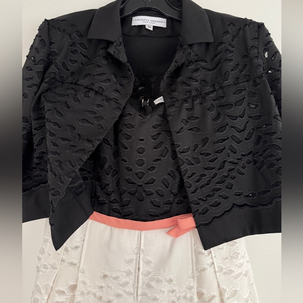 Carolina Herrera Elegant 100% Silk Long Dress With Cropped Jacket Size 10 - Picture 3 of 12
